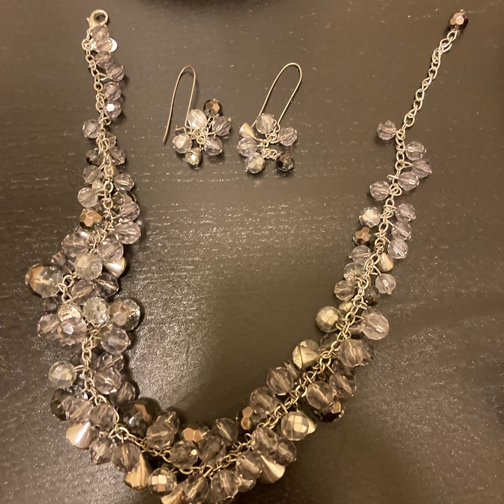 Statement necklace and earring set